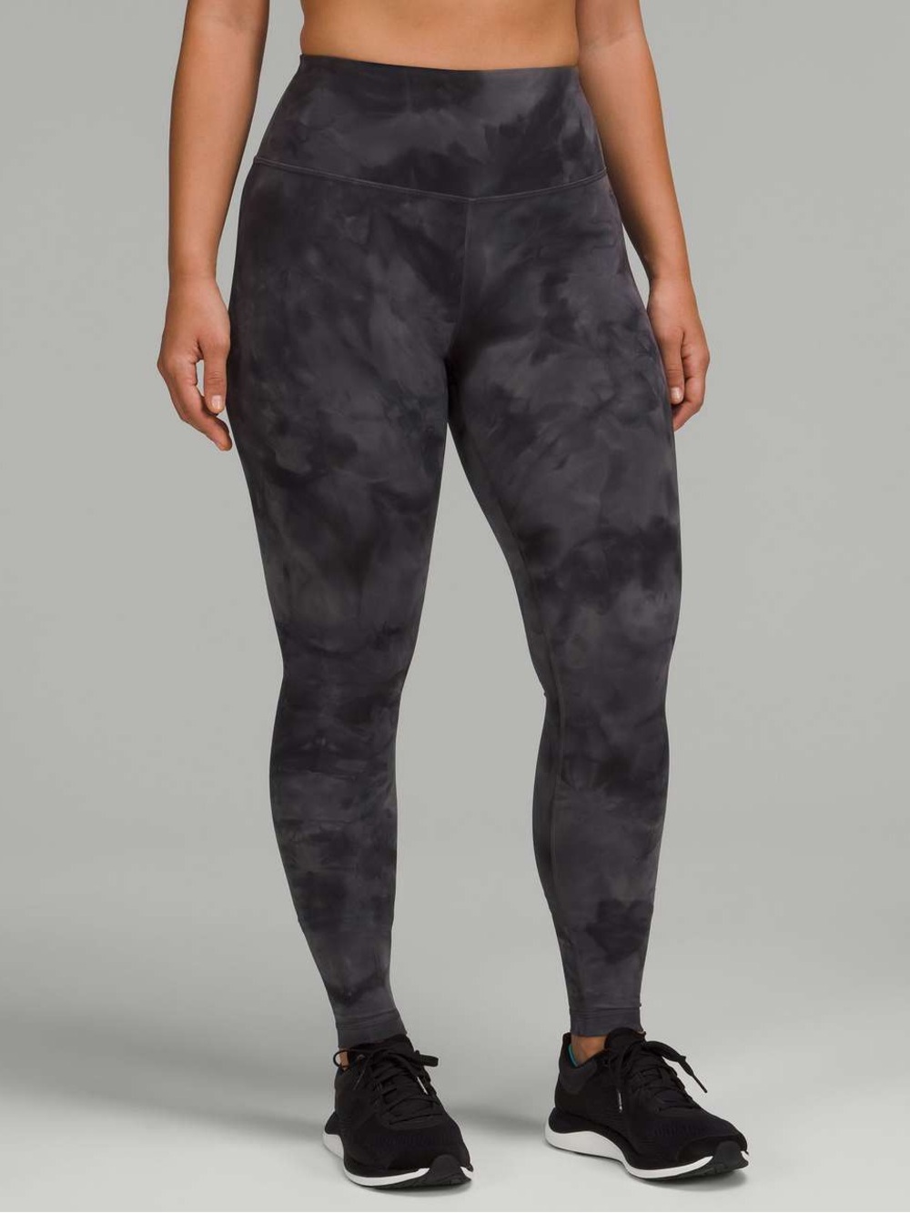 Lululemon size 10 Wunder Train Contour Fit High-Rise Tight 28"